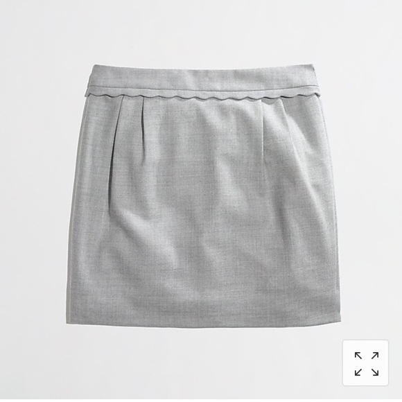J. Crew Factory Dresses & Skirts - 🌸 J. Crew scallop-trim mini skirt